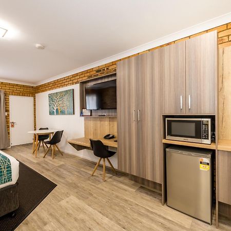 The Club Motor Inn Чинчилла Экстерьер фото