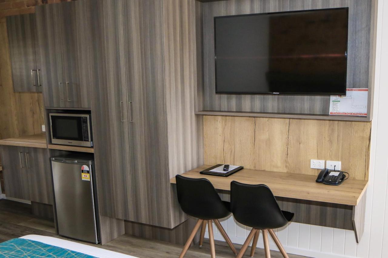 The Club Motor Inn Чинчилла Экстерьер фото