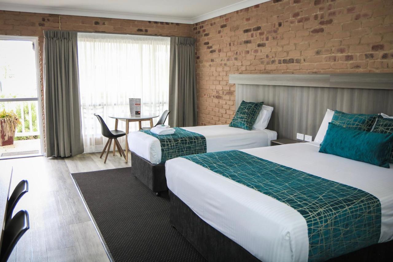 The Club Motor Inn Чинчилла Экстерьер фото
